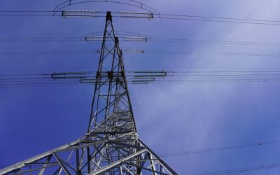 Comment choisir entre un électricien professionnel et le bricolage : conseils pratiques — Électricité