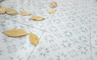 Comment poser du carrelage sur de l'ancien carrelage : guide étape par étape — Revêtements de sol