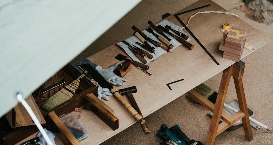 Quels conseils pour préserver l'humidité des volets en bois ? — Menuiserie