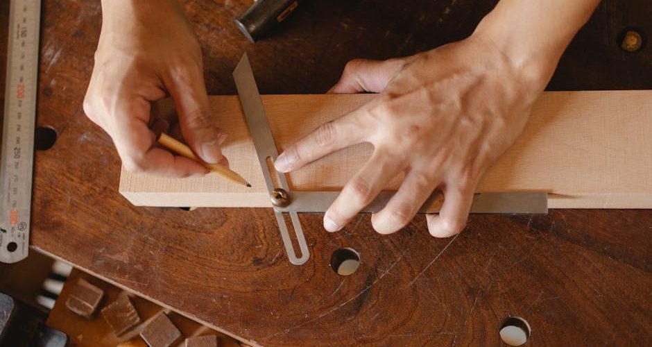 Comment identifier les signes de dommages sur les volets en bois ? — Menuiserie