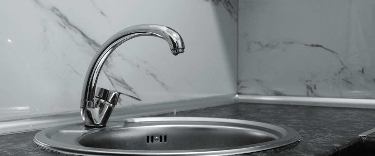 Installer un robinet mitigeur : pas à pas — Plomberie