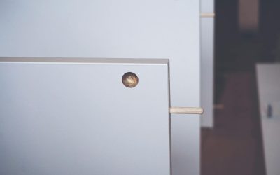Assembler un meuble sans clou ni vis : la technique des tourillons — Menuiserie